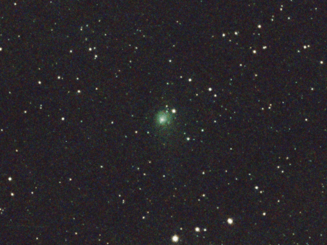 C/2017 K2 (PanSTARRS)于2022年7月1日夜间的缩时摄影影像，由Chuck Ayoub个人拍摄及制作而成。