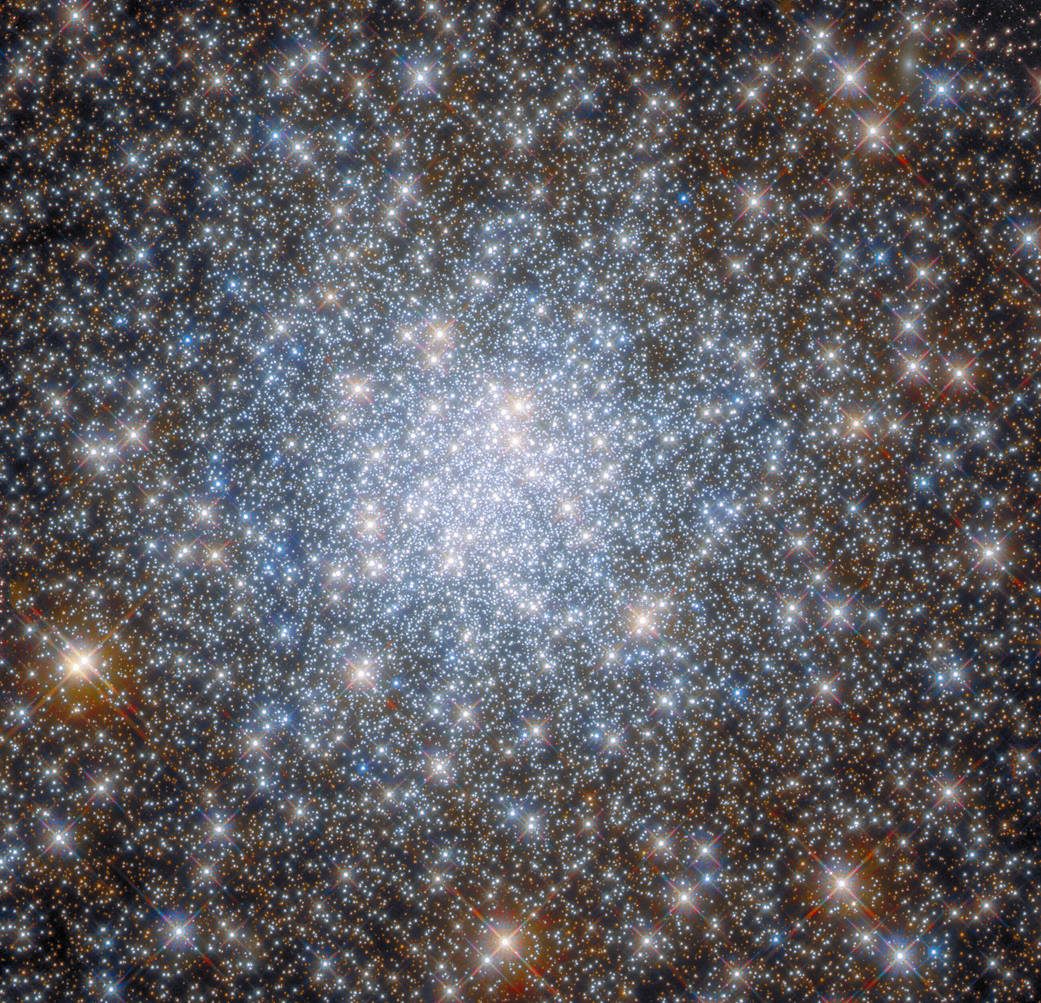 哈勃太空望远镜拍摄的球状星团NGC 6638。图片来源: ESA/Hubble & NASA, R. Cohen